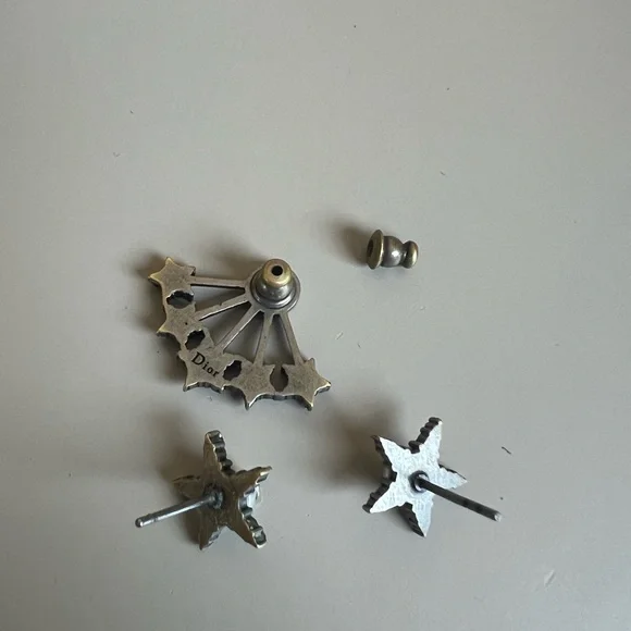 Christian Dior Crystal Star Earrings - Picture 4 of 4